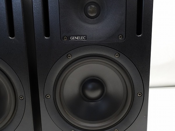 【中古】GENELEC 1030A パワードモニタースピーカー シリアル連番ペア【埼玉発送3】